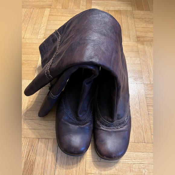 La Canadienne Brown Stylish Boots, Women’s Size 11 - Picture 3 of 7